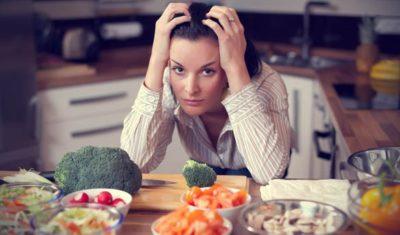7 Weight Loss Myths That Aren’t Helpful At All 7 Weight Loss Myths That Aren’t Helpful At All